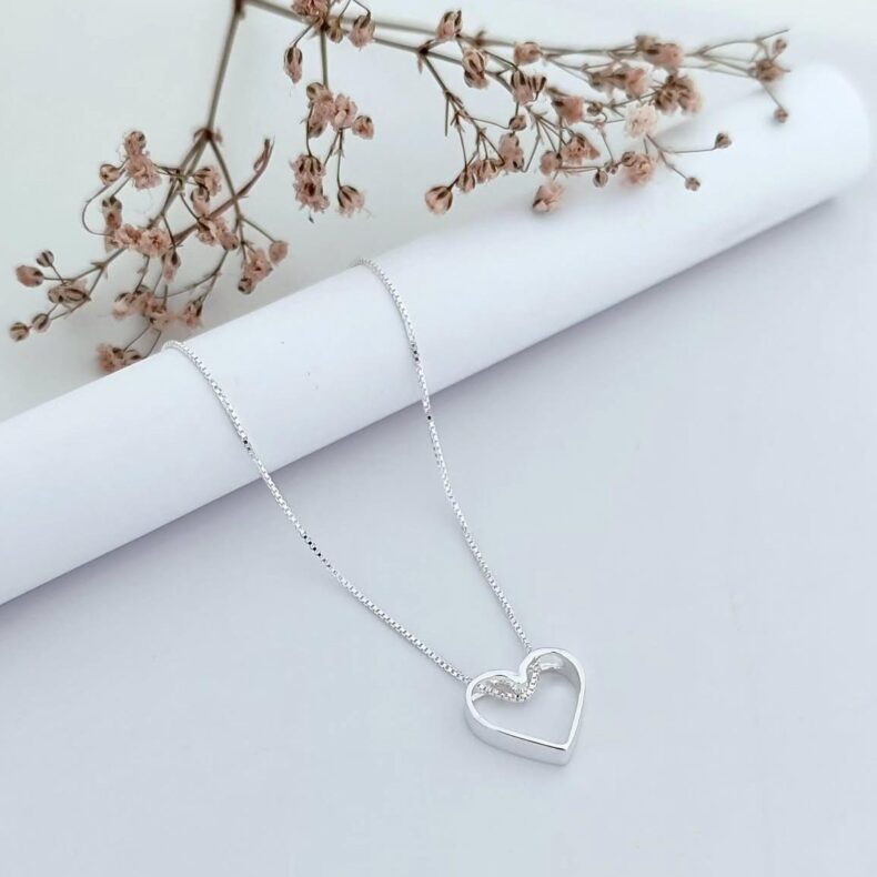 Colar Coração Vazia Liso